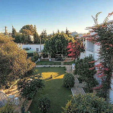 Yaliyani Restaurant Otel