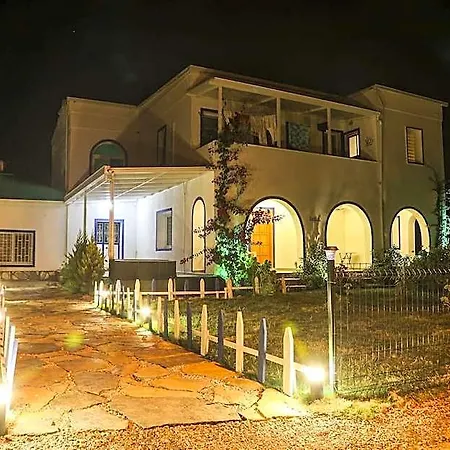 Otel Yaliyani Restaurant 3*