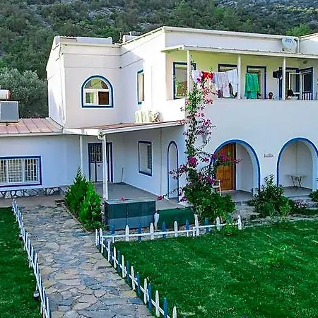Yaliyani Restaurant Otel